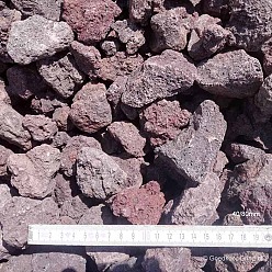 Lava Brokjes 50-80 mm Rood 900kg