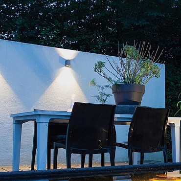 in-lite Ace Dark Wall Up & Down 230v