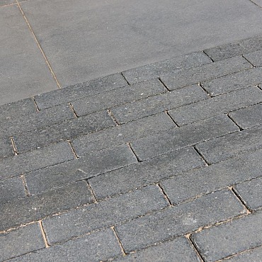 Strackstone Crown GRN+ DF 21x7x8 Vlak Antraciet