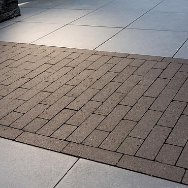 Strackstone Crown GRN+ DF 21x7x8 Vlak Havanna